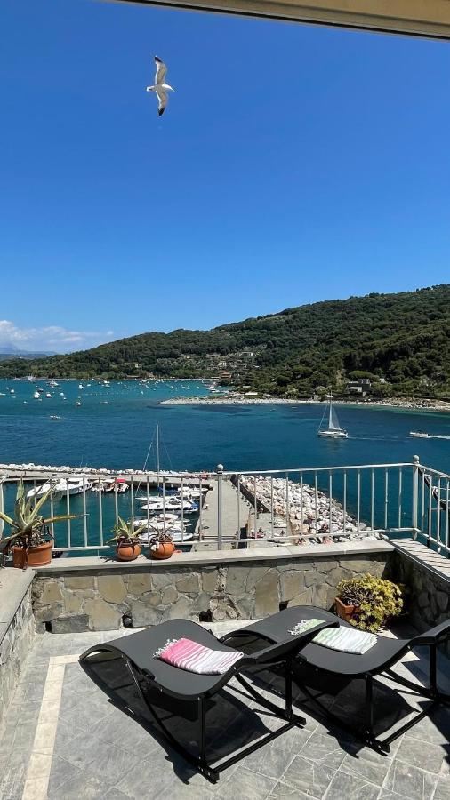 Seafront Rooftop Flat W/ Terrace Porto Venere Buitenkant foto